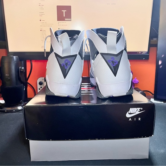 Air Jordan 7 Flint (2021) - Picture 3 of 8